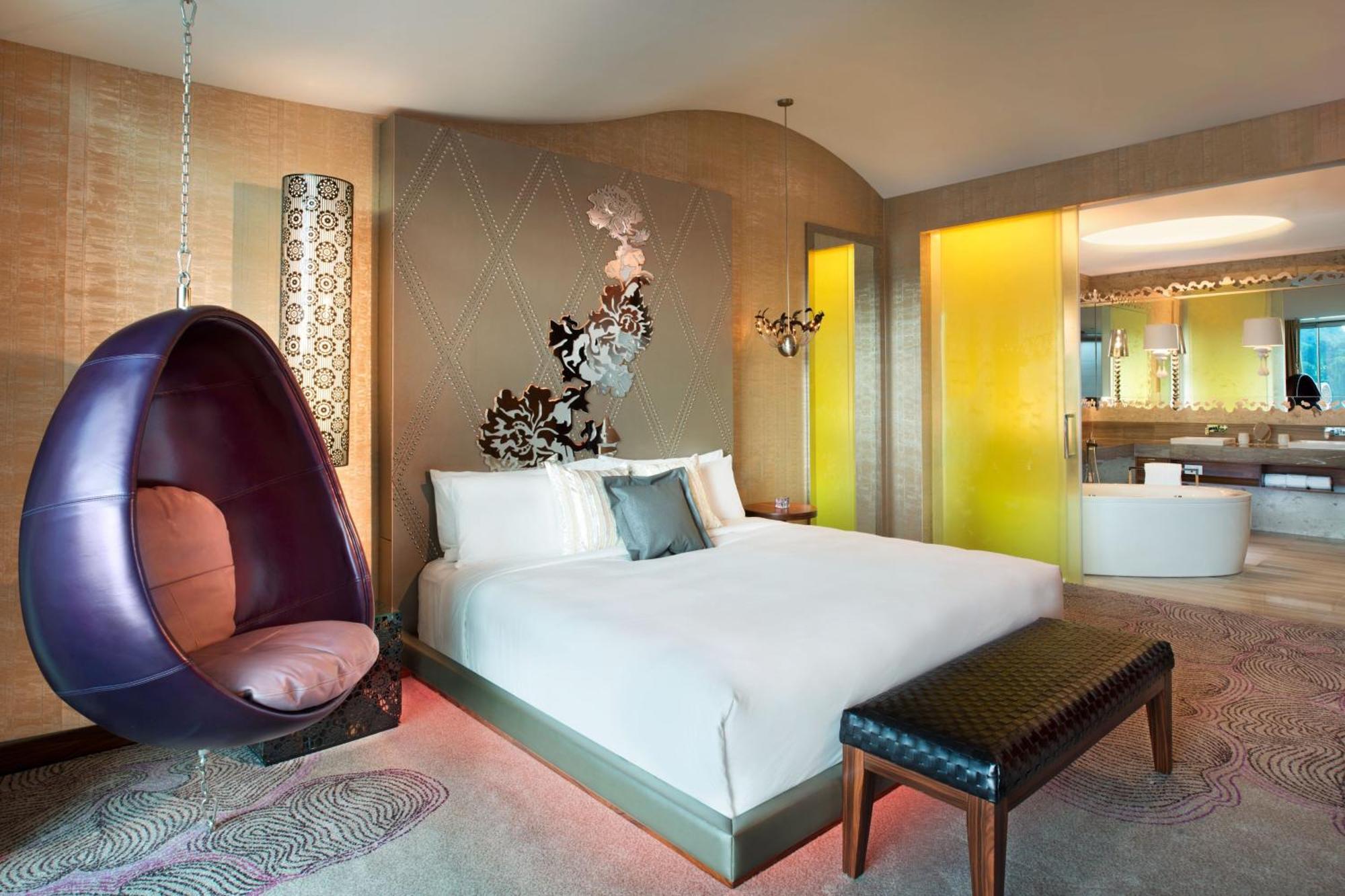 W Singapore - Sentosa Cove Εξωτερικό φωτογραφία A suite at the W Hotel in London